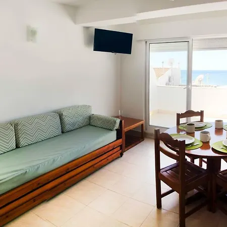 Edificio Sequeira: T1 Vista Mar * 阿尔布费拉